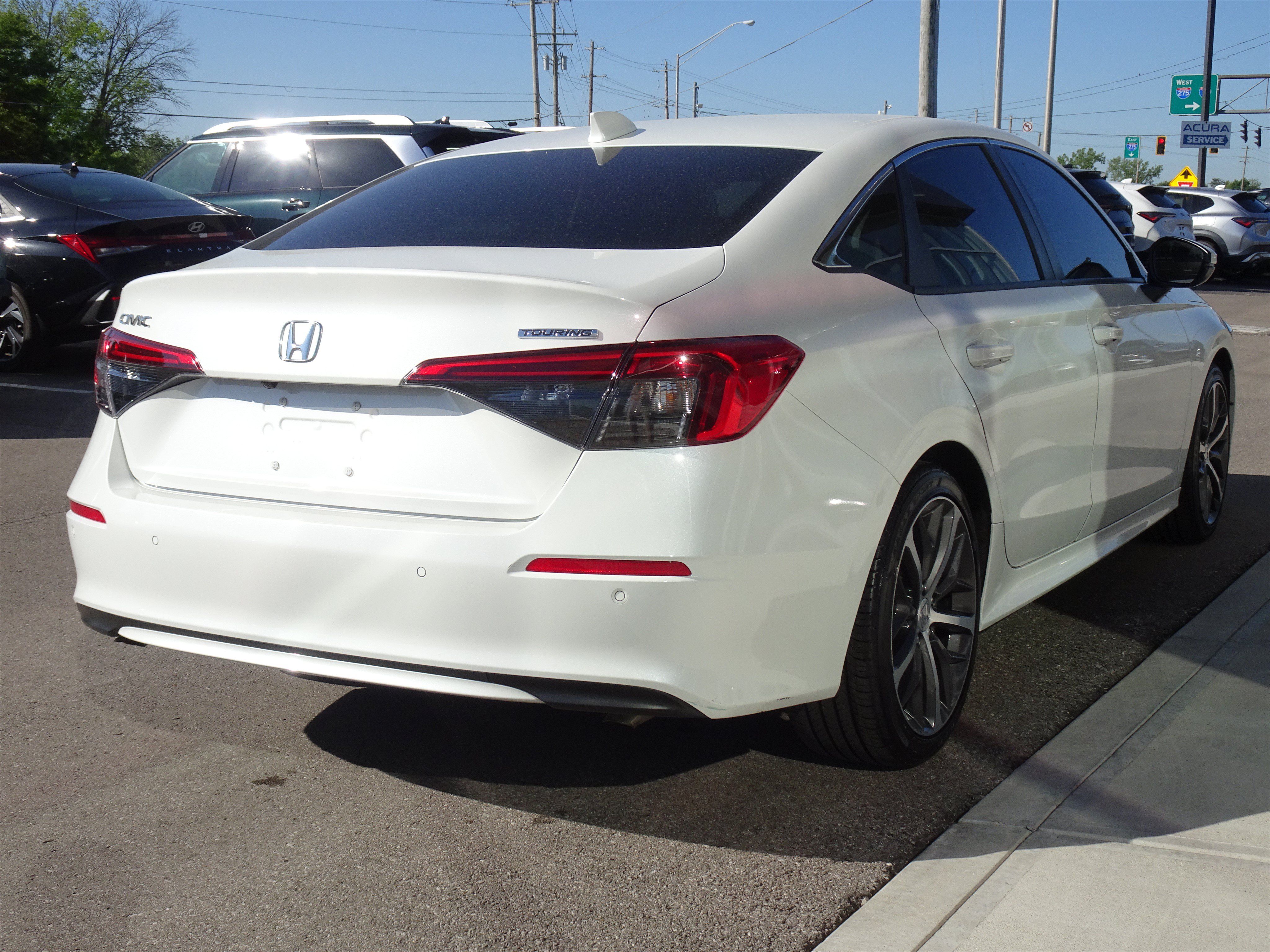 Used 2023 Honda Civic Touring image 5