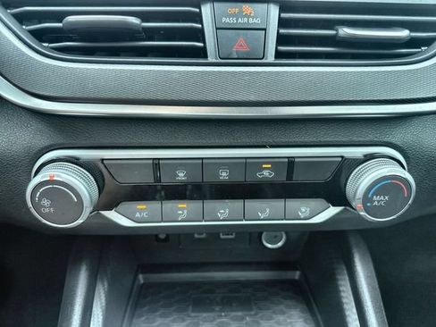 Used 2026 Nissan Altima 2.5 SR FWD image 18