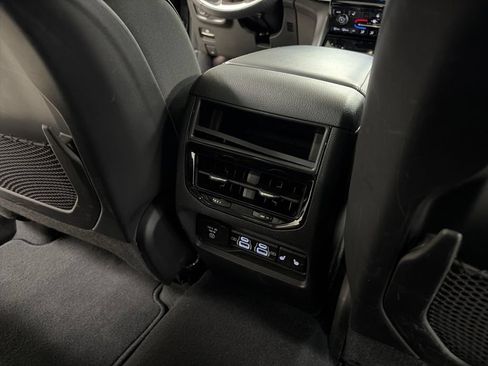 Certified 2022 Jeep Grand Cherokee Limited AWD/4WD image 22