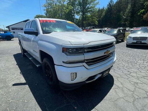 Used 2017 Chevrolet Silverado 1500 LTZ Z71 w/ LTZ Plus Package AWD/4WD image 13