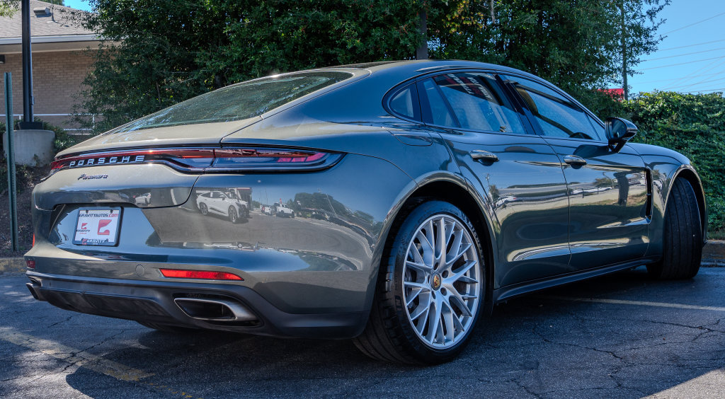 Used 2023 Porsche Panamera w/ Premium Package RWD image 26
