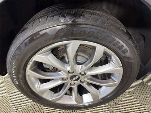 Used 2019 Lincoln MKC Select w/ Select Plus Package image 18