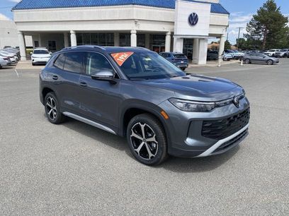 New 2026 Volkswagen Tiguan SE
