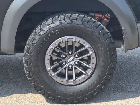 Used 2020 Ford F150 Raptor w/ Equipment Group 802A Luxury AWD/4WD image 14