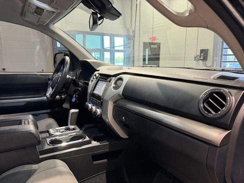 Used 2018 Toyota Tundra SR5 w/ TRD Off Road Package AWD/4WD image 31