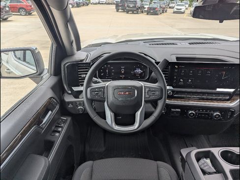 New 2026 GMC Sierra 1500 SLE w/ X31 Off-Road Package AWD/4WD image 3