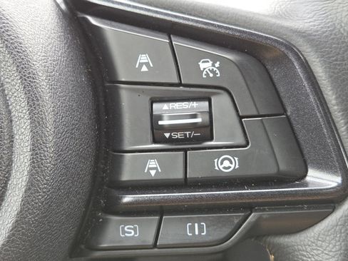 Used 2021 Subaru Crosstrek 2.5i Sport w/ Moonroof Package image 32