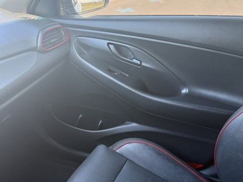 Used 2019 Hyundai Elantra GT N Line image 21