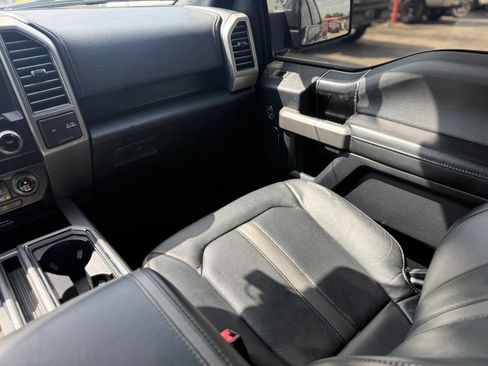 Used 2020 Ford F150 Platinum w/ Equipment Group 701A Luxury AWD/4WD image 17