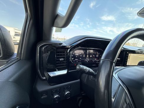 Used 2022 GMC Sierra 1500 Elevation w/ Elevation Premium Package image 24