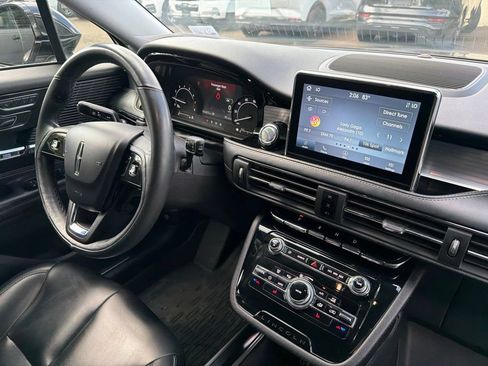 Used 2021 Lincoln Corsair AWD w/ Equipment Group 101A image 12