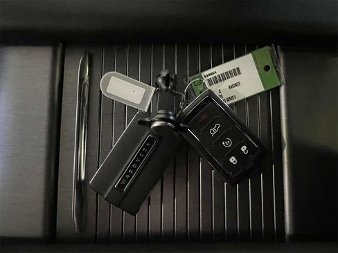 New 2025 Jeep Wagoneer Series II w/ Premium Group I image 40