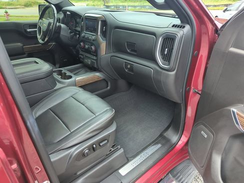 Used 2019 Chevrolet Silverado 1500 High Country w/ Technology Package RWD image 37