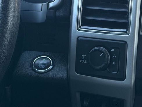Used 2020 Ford F250 Lariat w/ Tremor Off-Road Package AWD/4WD image 17