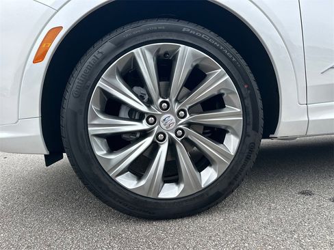 New 2026 Buick Envista Avenir image 12