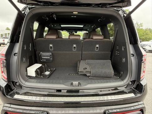 New 2025 Nissan Armada Platinum Reserve image 17