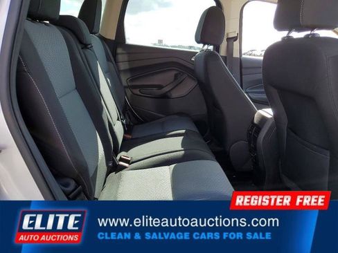 Used 2017 Ford Escape SE w/ Equipment Group 201A image 20