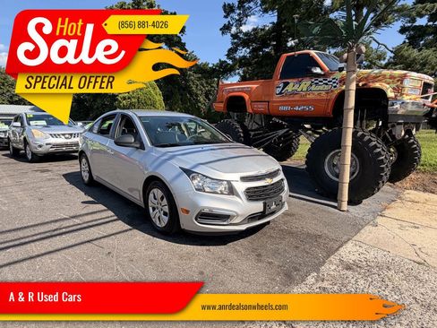 Used 2015 Chevrolet Cruze LS FWD image 1