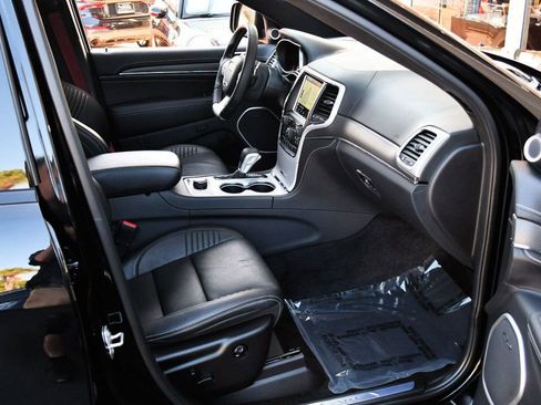 Used 2018 Jeep Grand Cherokee SRT AWD/4WD image 46