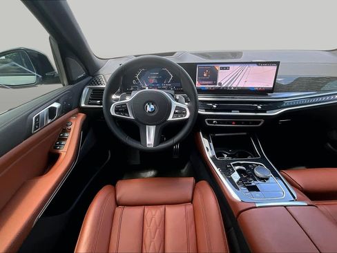 Used 2026 BMW X5 sDrive40i w/ M Sport Package RWD image 5