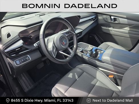 Used 2025 Buick Enclave Sport Touring image 20