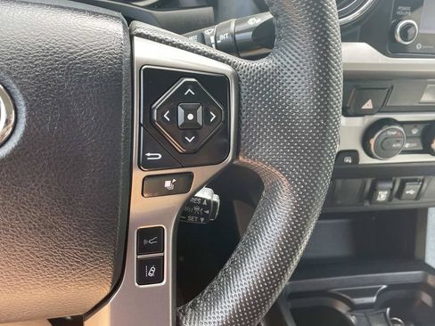 Used 2023 Toyota Tacoma SR5 w/ Technology Package AWD/4WD image 29