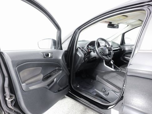 Used 2018 Ford EcoSport SE image 22