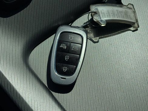 Used 2025 Hyundai Palisade SEL FWD image 22