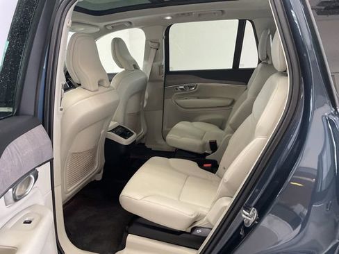 Certified 2023 Volvo XC90 B6 Plus image 8