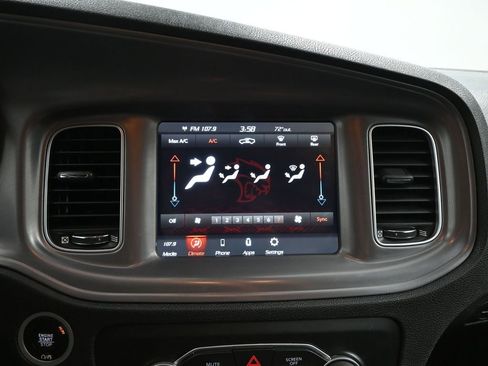 Used 2023 Dodge Charger SXT image 18