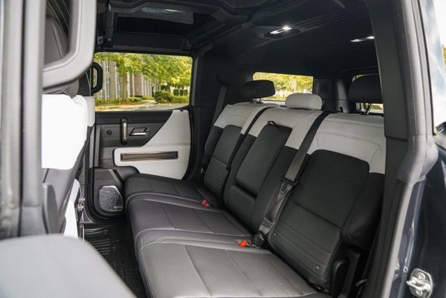Used 2025 GMC Hummer EV 3X AWD/4WD image 49