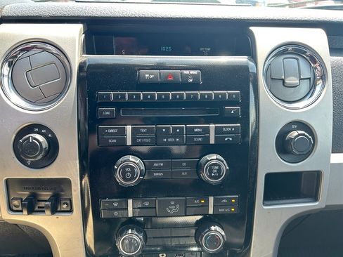Used 2011 Ford F150 FX4 w/ Max Trailer Tow Pkg image 18