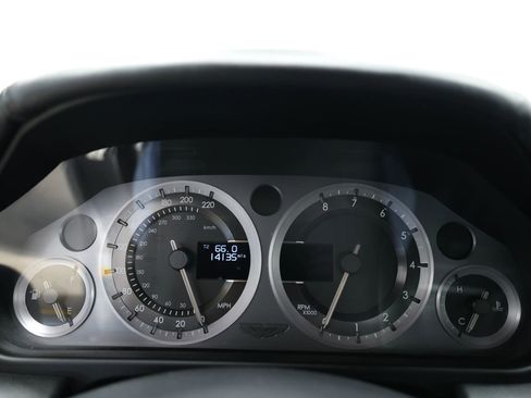 Used 2016 Aston Martin V8 Vantage S RWD image 23