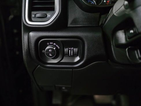 Used 2022 RAM 2500 Laramie image 31