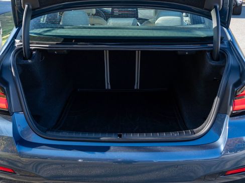 Used 2023 BMW 530i xDrive 530i xDrive w/ Executive Package image 13