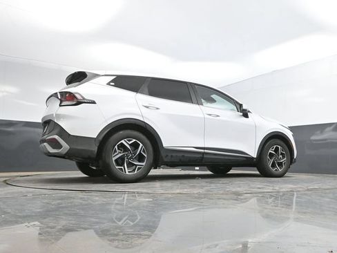 Used 2025 Kia Sportage LX FWD image 42