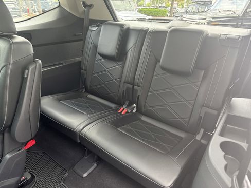 Used 2024 Volkswagen Atlas SE FWD image 29