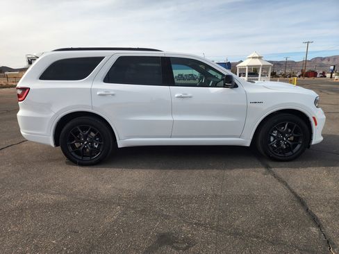 New 2026 Dodge Durango GT image 4
