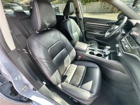 Used 2023 Nissan Altima 2.5 SR w/ SR Premium Package FWD image 26