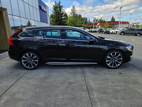 Used 2015 Volvo V60 T5 Premier FWD image 4