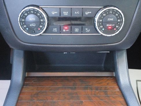 Used 2015 Mercedes-Benz GL 320 BlueTEC 4MATIC image 22