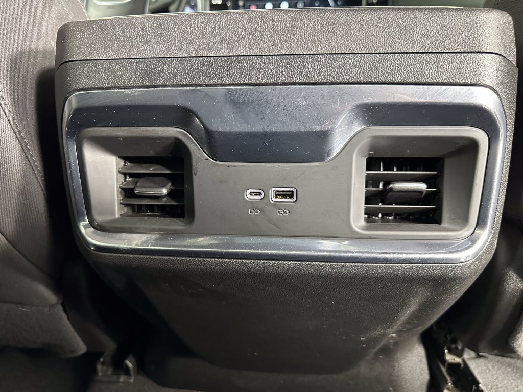 Used 2024 GMC Sierra 1500 Elevation w/ LPO, Elevation Black Package AWD/4WD image 29