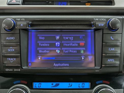 Used 2013 Toyota RAV4 Limited AWD/4WD image 9