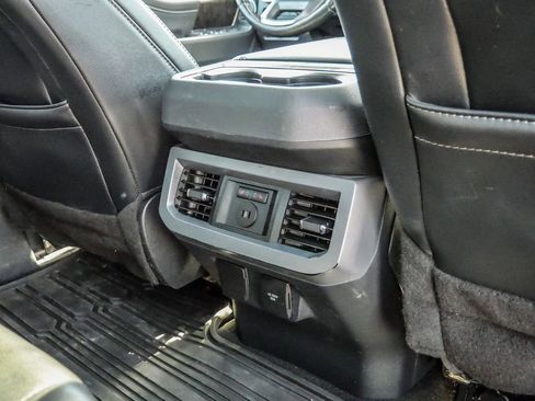 Used 2024 Ford F250 Lariat w/ Lariat Ultimate Package image 23