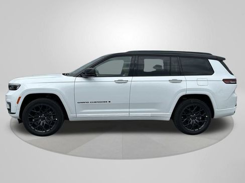 New 2025 Jeep Grand Cherokee L Summit AWD/4WD image 8