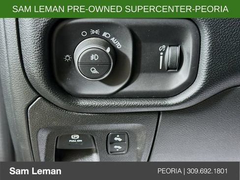 Used 2022 RAM 1500 Big Horn AWD/4WD image 10