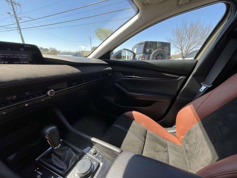 Used 2024 MAZDA MAZDA3 s image 30