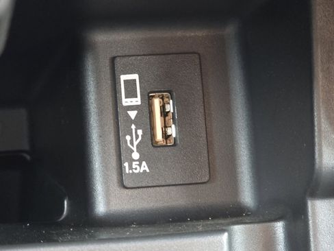 Certified 2017 Honda Accord EX-L image 9