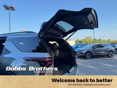 Used 2026 Chevrolet Traverse LT w/ Driver Confidence Package FWD image 37