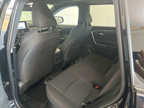 Used 2023 Toyota RAV4 SE w/ Weather & Moonroof Package image 25